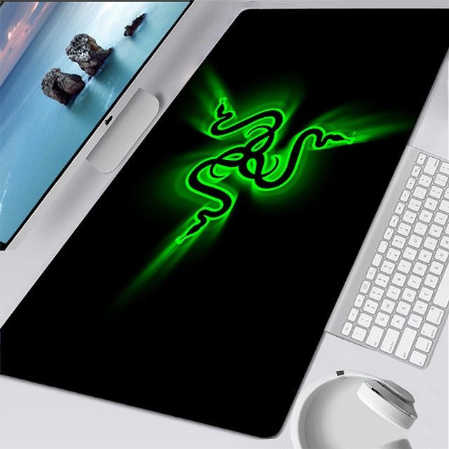 Razer Large Backlit Gaming Mouse Pad 900x400mm