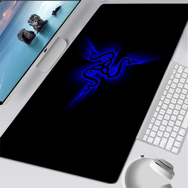 Razer Large Backlit Gaming Mouse Pad 900x400mm